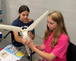 Suffolk County Community College recently completed its Summer High School Offshore Wind Turbines course, designed to introduce high school students to the burgeoning field of wind energy.